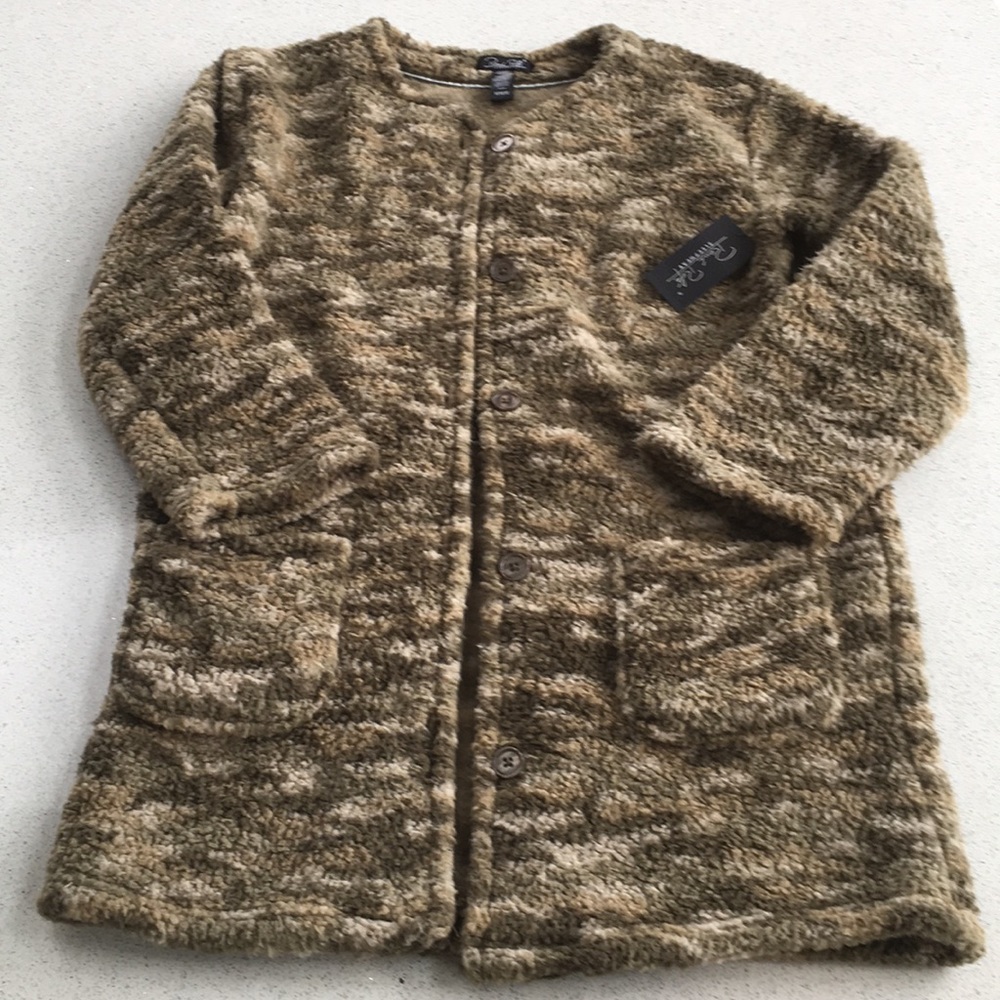 NWT Fleece button up